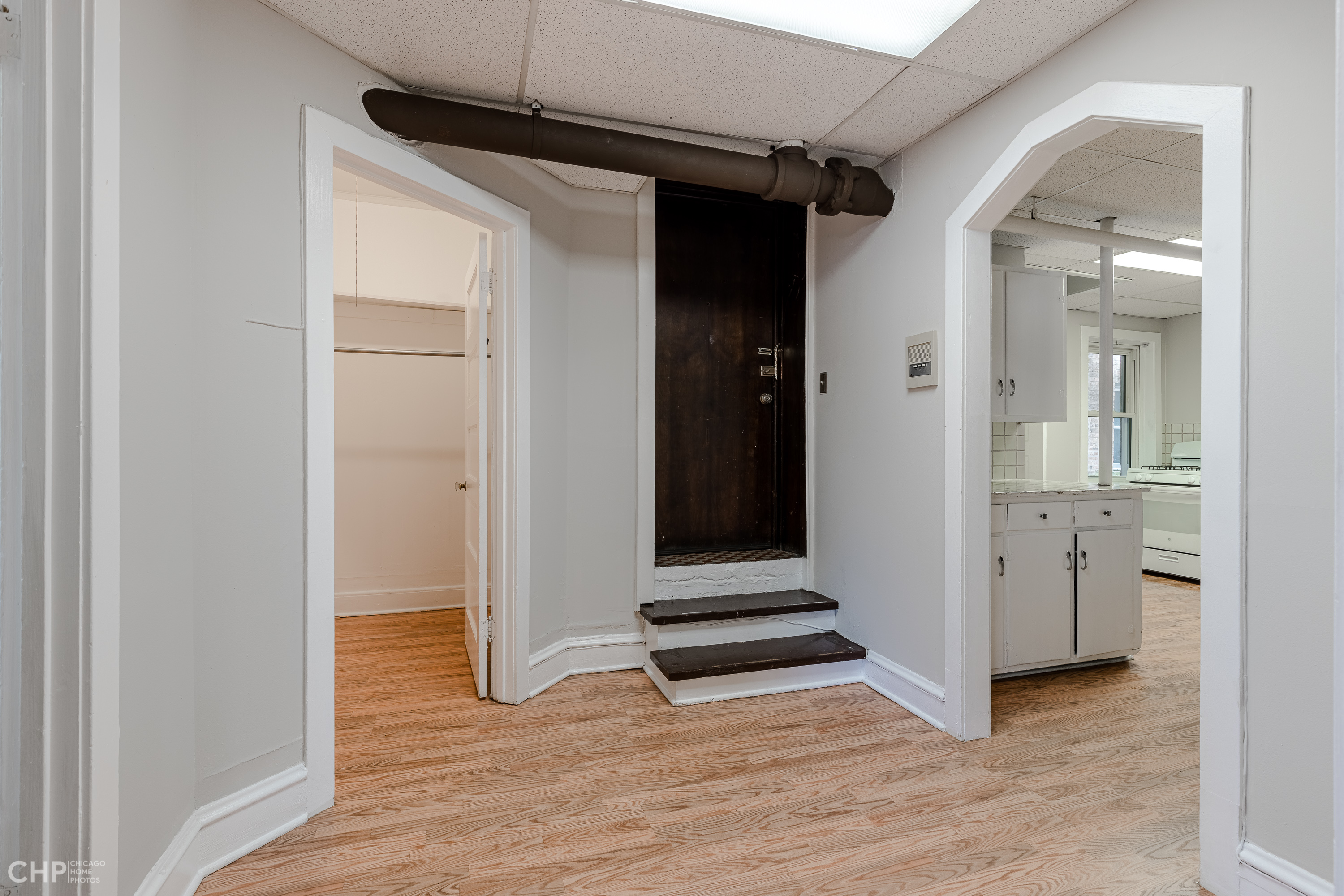 7100 North Washtenaw Avenue - 7102-Gar