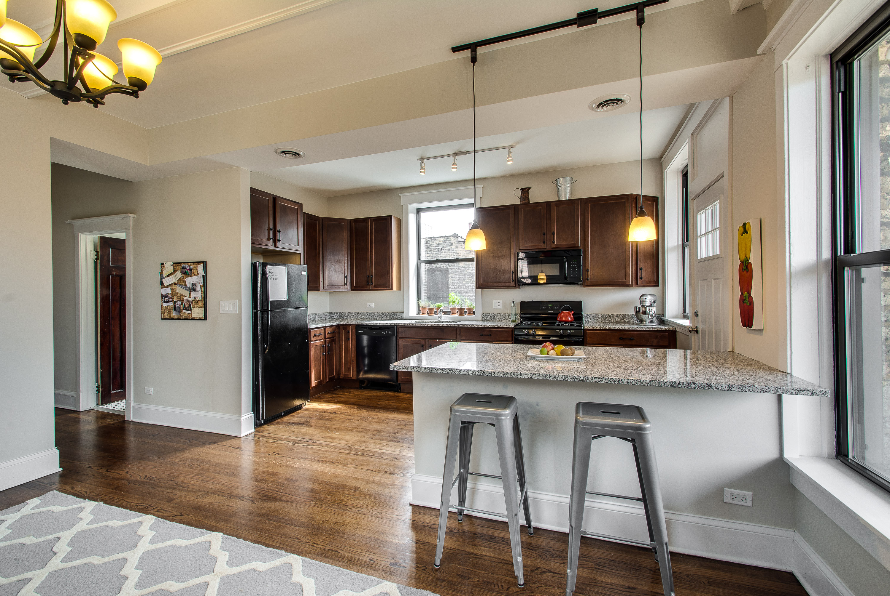 5800 North Kenmore Avenue - 5808-1